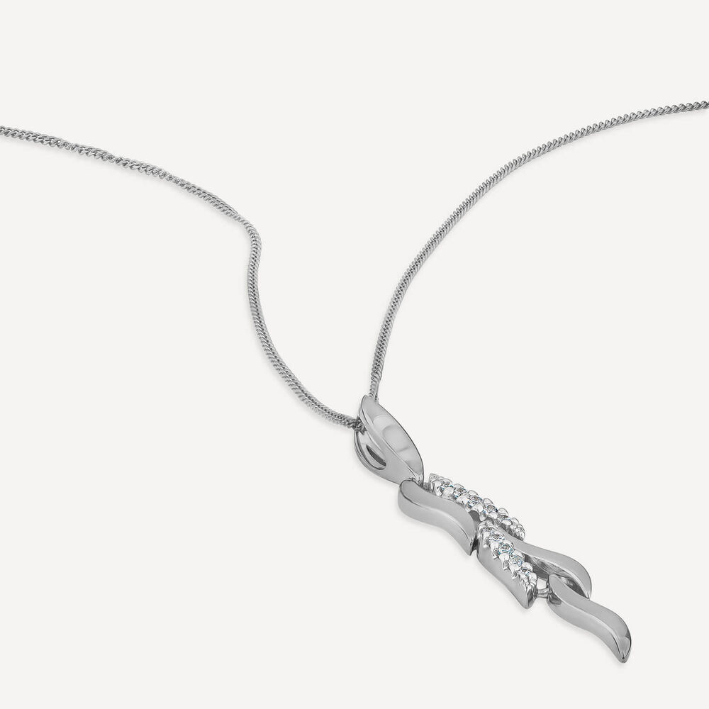 9ct White Gold 0.06ct Diamond Set & Polished Petals Pendant image number 3
