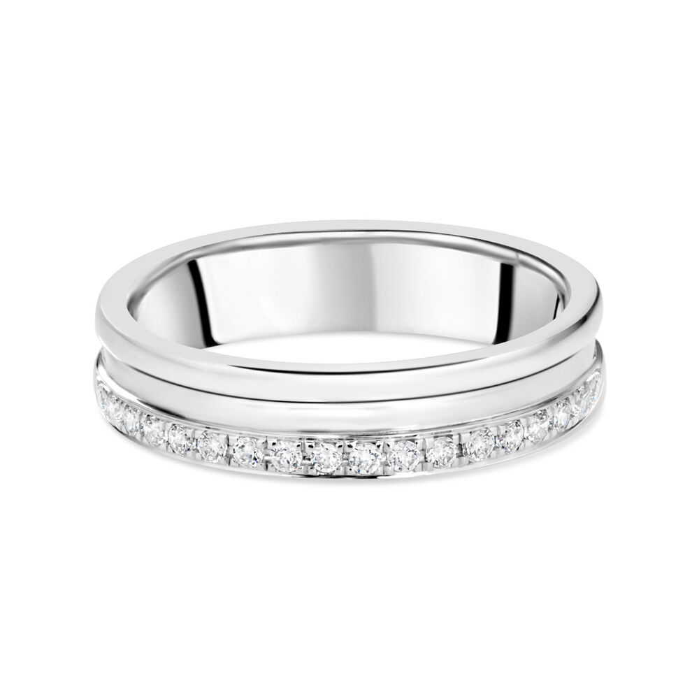 18ct White Gold Polished Line .14 Carat Diamond Edge Wedding Band image number 7