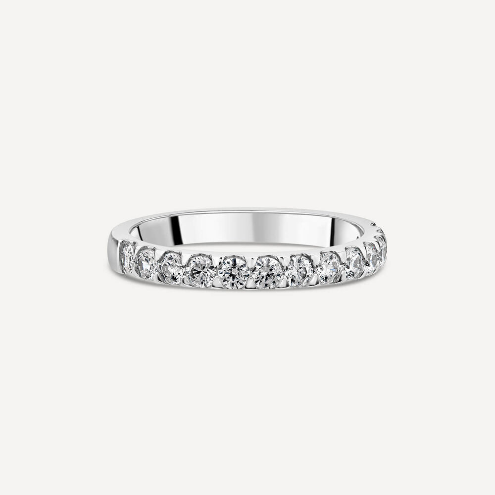 Platinum 2.5mm 0.45ct Diamond Triangle Claw Wedding Ring image number 2