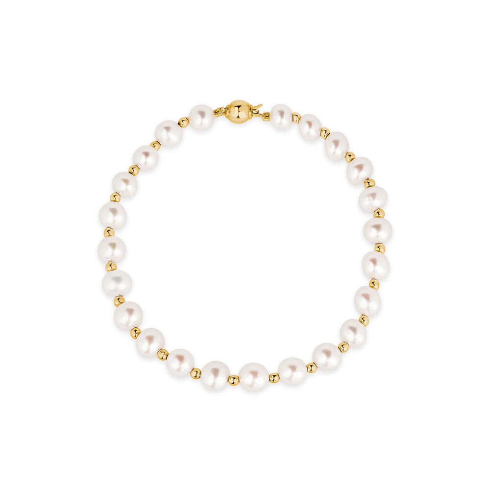 9ct Cultured Freshwater Pearls and a Gold Beat Bracelet