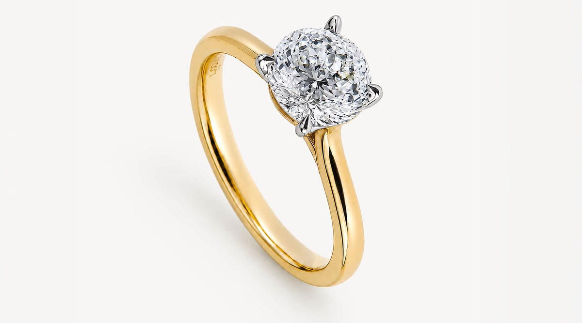 Round Nova diamond engagement ring